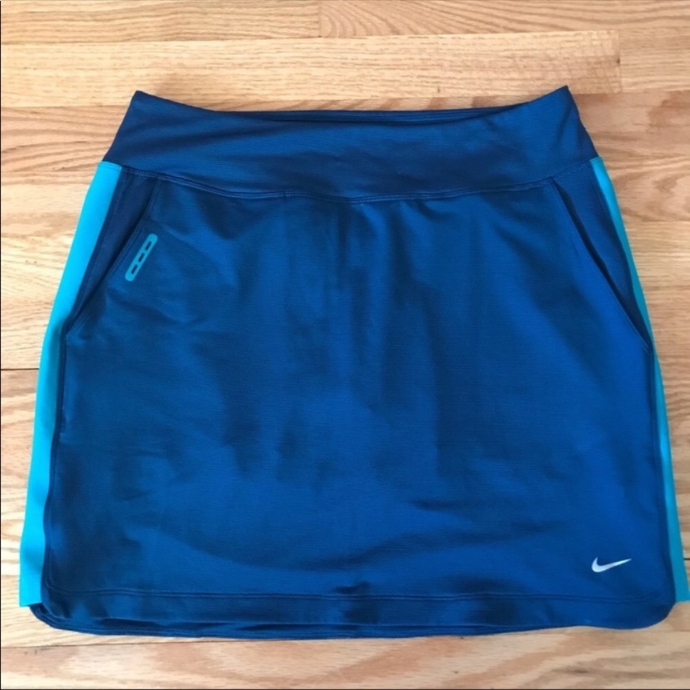 Nike golf skirt